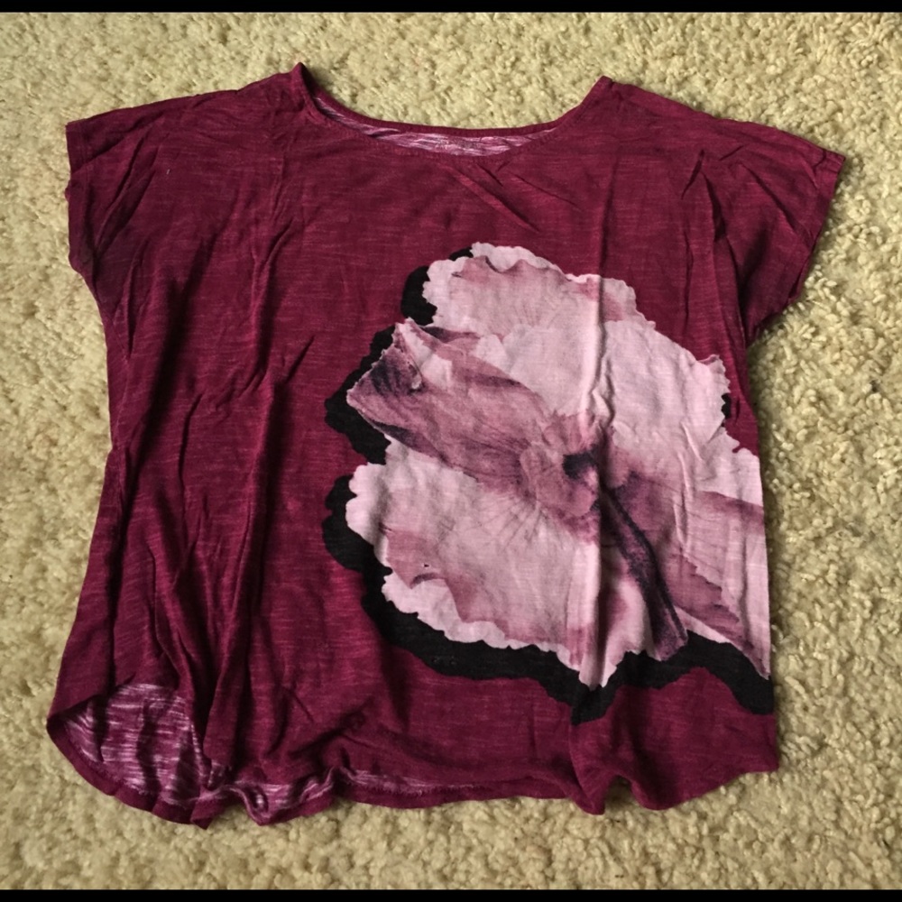 Tee shirt