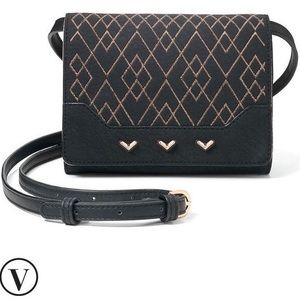 Stella & Dot Nolita Crossbody