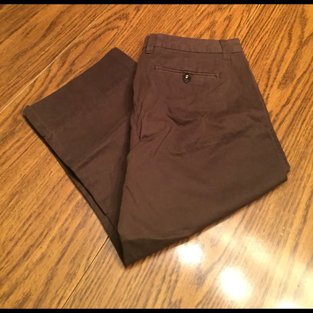 Brown capris gap size 8 regular