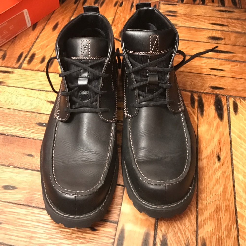 Black Timberland shoes NWOT