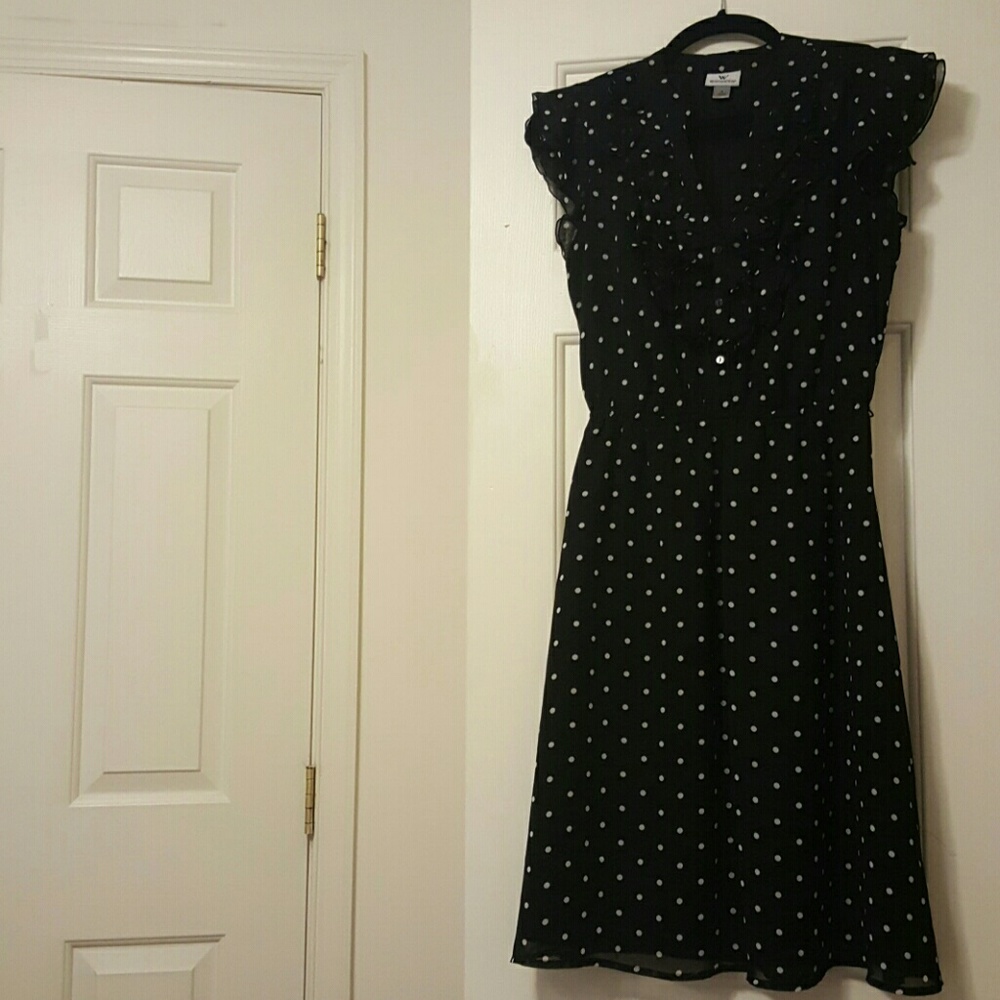 Super cute polka dot dress!!