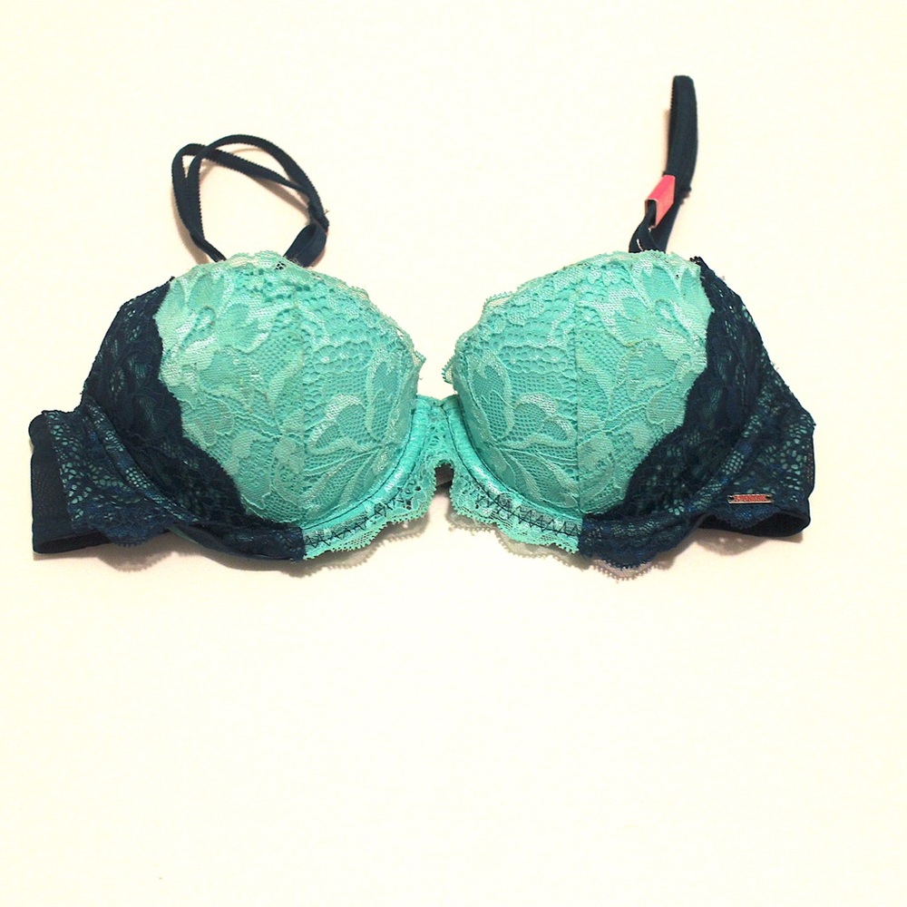 Victoria Secret Bra 32A