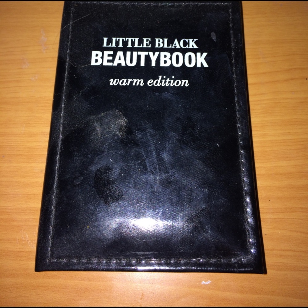 Used once eyeshadow palette. Super cute
