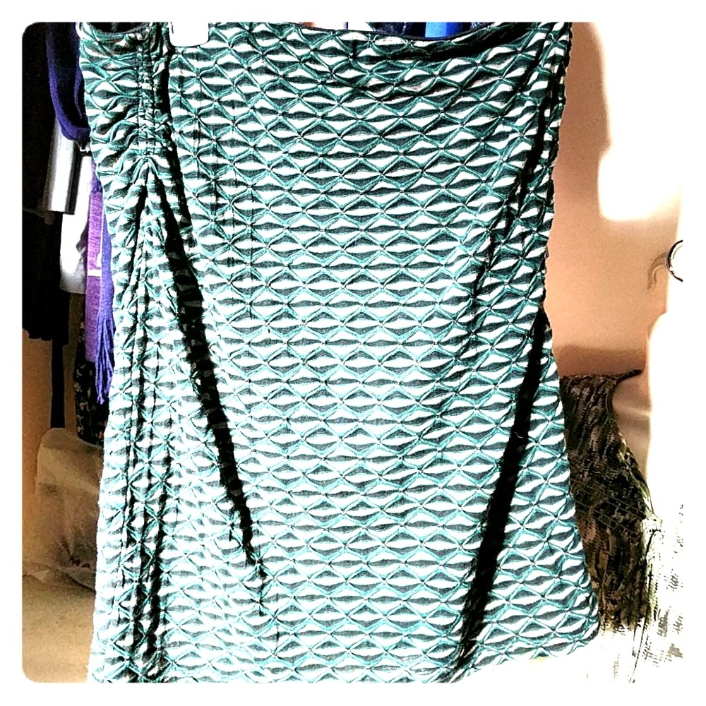 Max studio diamond pattern pencil skirt