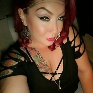 Meet your Posher, Shara