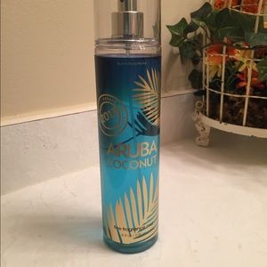 Bath and Body Works Aruba Coconut