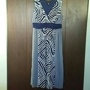 Ashley Stewart 18 Blue N White Dress