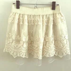 Lace Cream Skirt from LF