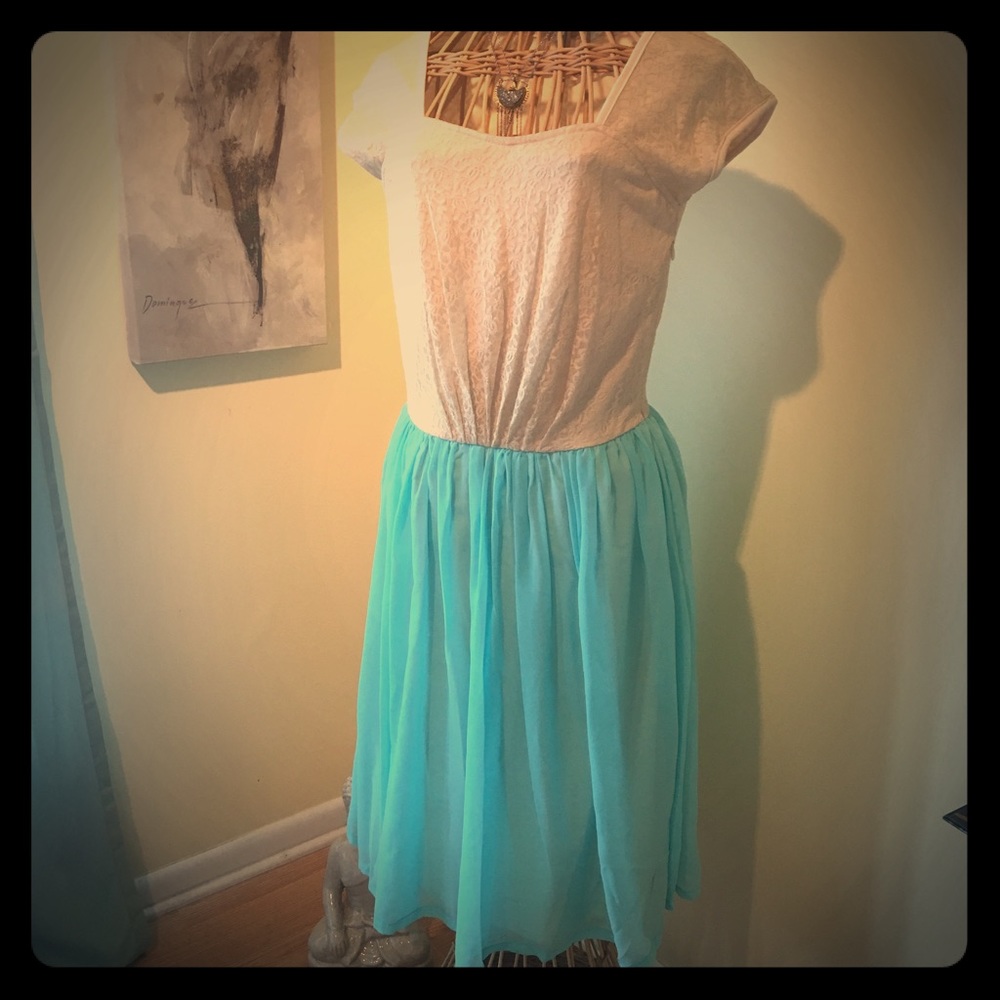 Skylark Brunch Dress