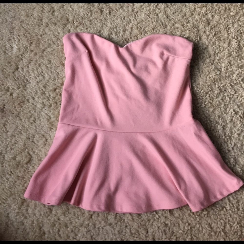 Strapless top