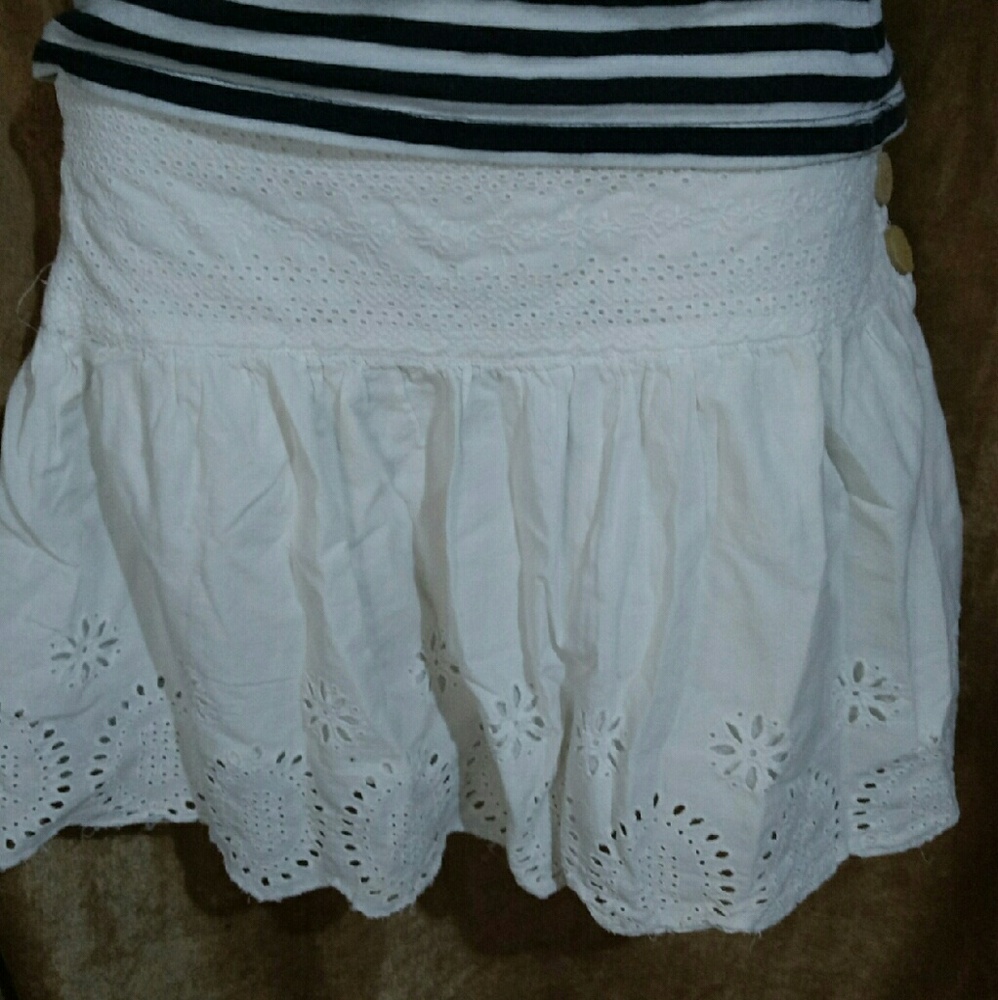 White crochet detail mini skirt