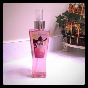 Bath and Body Works Paris Amour