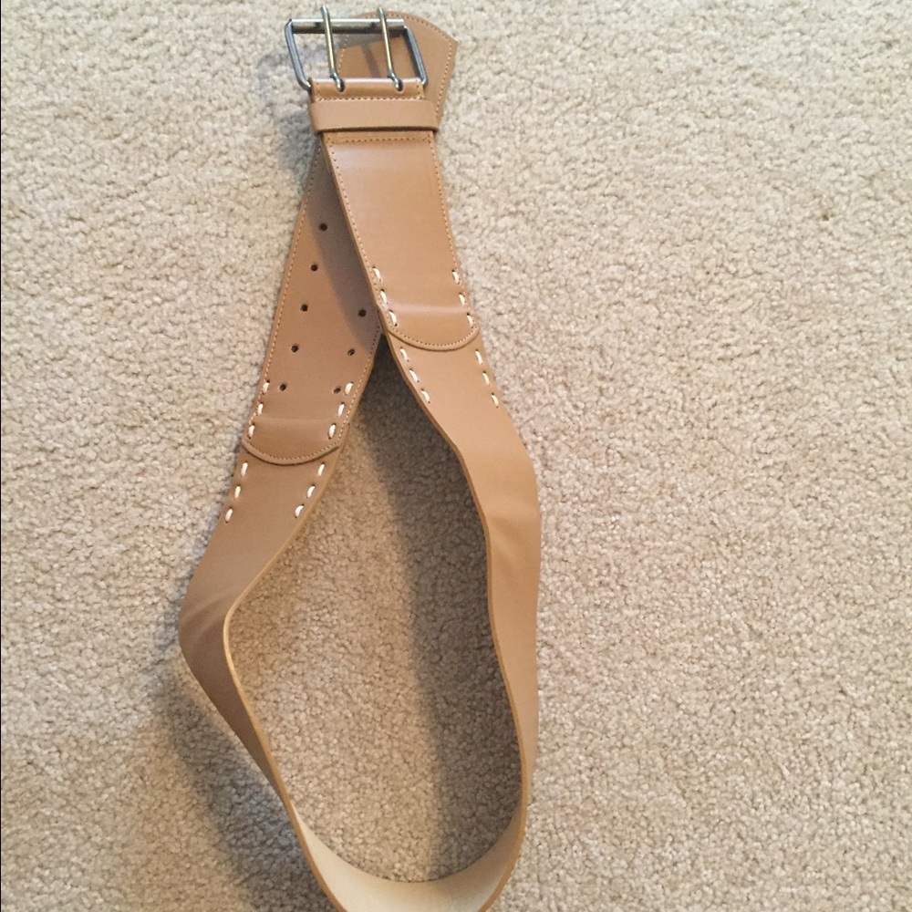 Tan belt