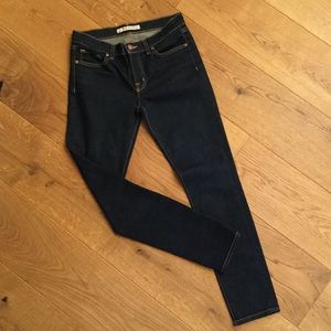 J BRAND SZ 27 THE SKINNY JEAN never worn