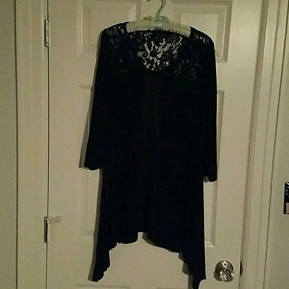 Karen Kane shirt