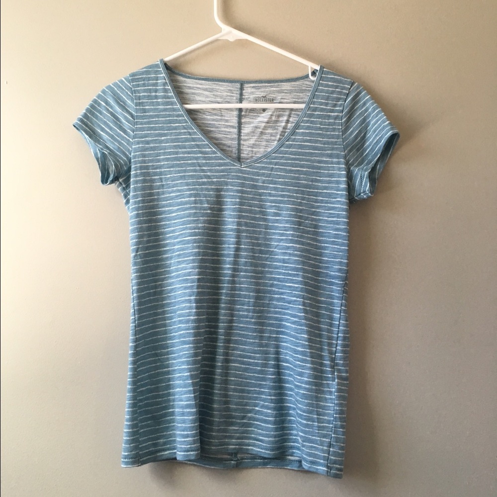NWOT Hollister T Shirt