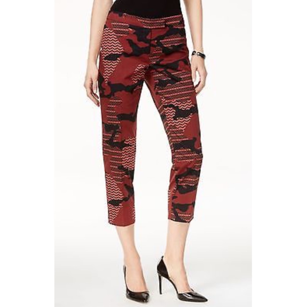 Anne Klein maroon camo trendy cropped pants - Picture 2 of 7