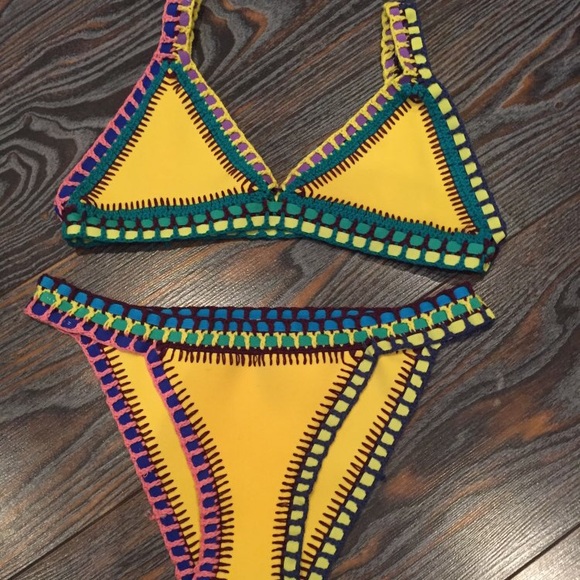 🎗⚡️⚡️LAST ONE ⚡️⚡️Double Yellow Reversible Bikini - Picture 3 of 7