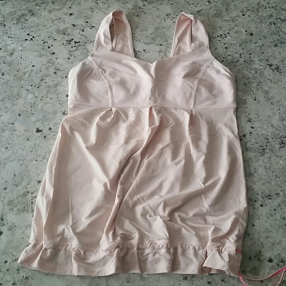 Lululemon yoga tank