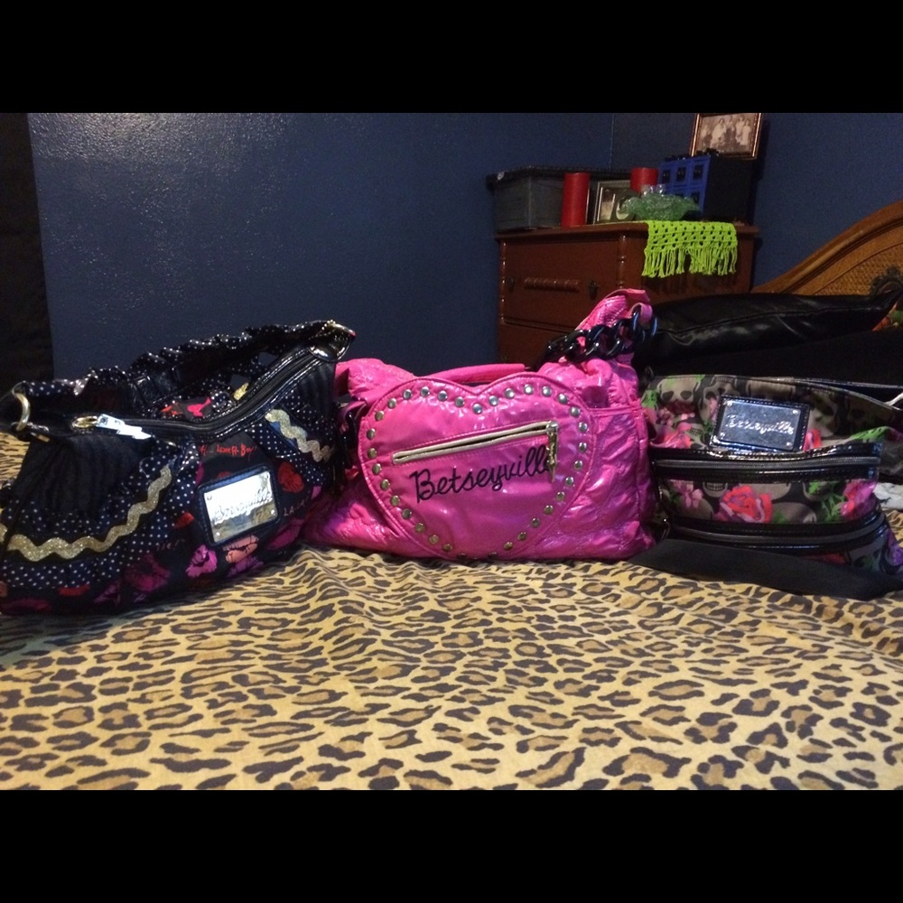 Bundle of Betseyville bags