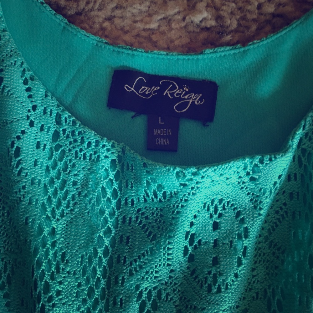 Love Reign Mint lace dress - Picture 2 of 3