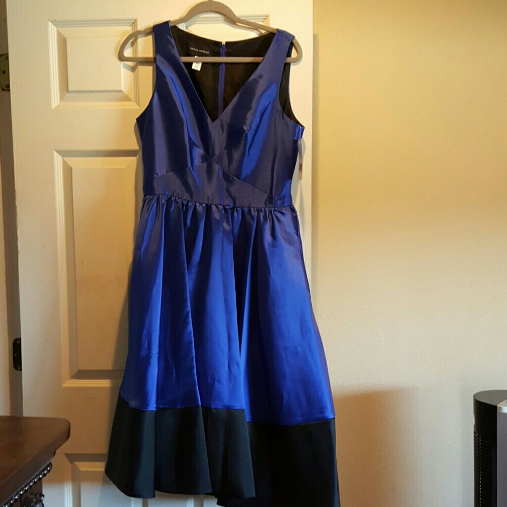 Donna Morgan colorblock dress. Sz.10 Amazing on!