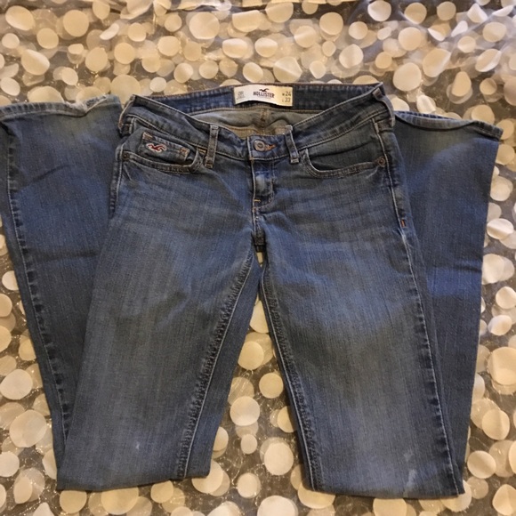 Hollister Boot Cut Jeans - Picture 2 of 4