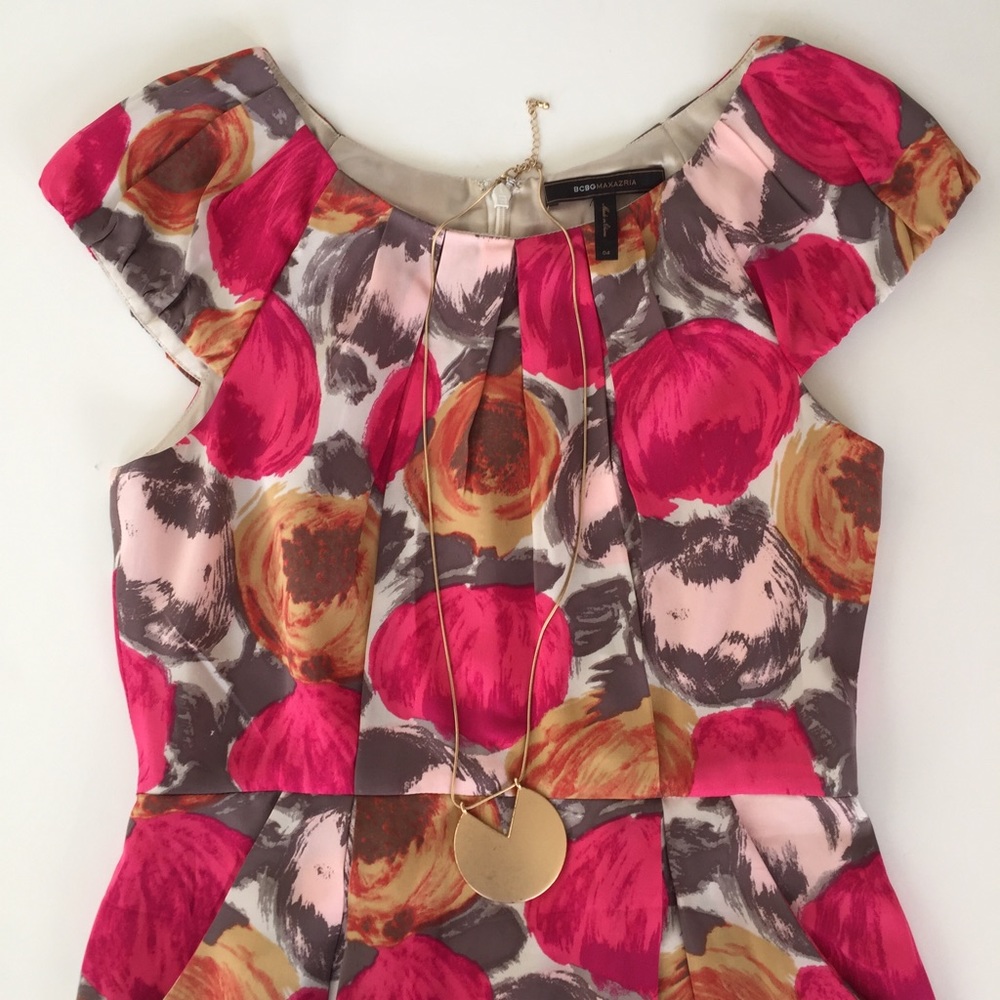 BCBG MaxAzria • Floral sheath dress