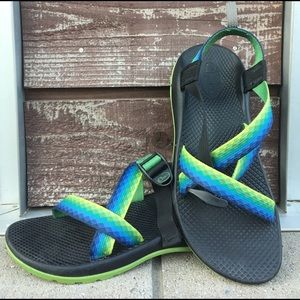 Chacos men's 6. Fits women's 7.5 - 8 - 8.5