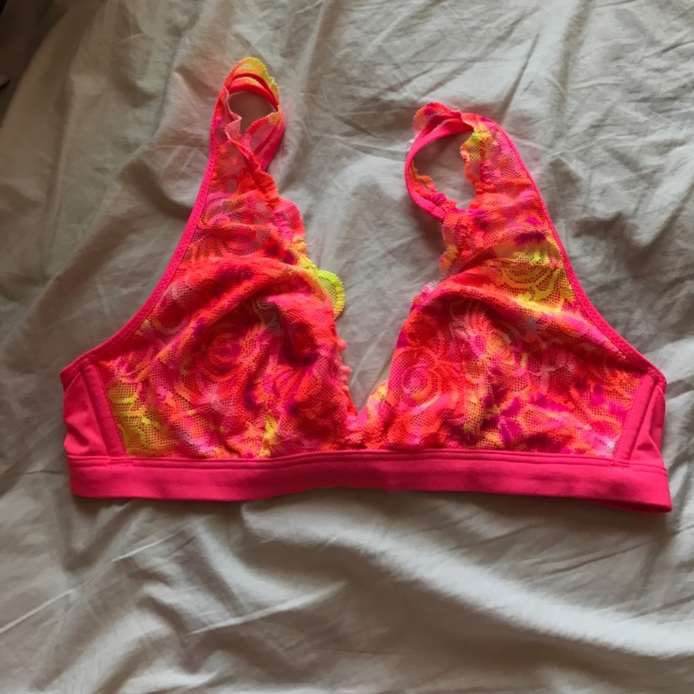 Like new Victoria secret bra