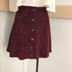 🥀Cranberry Faux Suede Mini Skirt🥀
