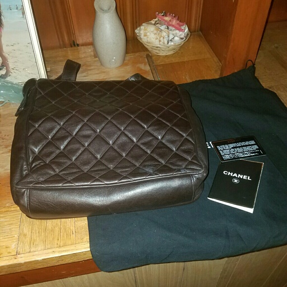 Authentic CHANEL VINTAGE PURSE - Picture 3 of 4