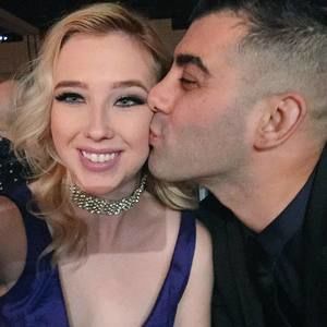 Meet your Posher, Arin