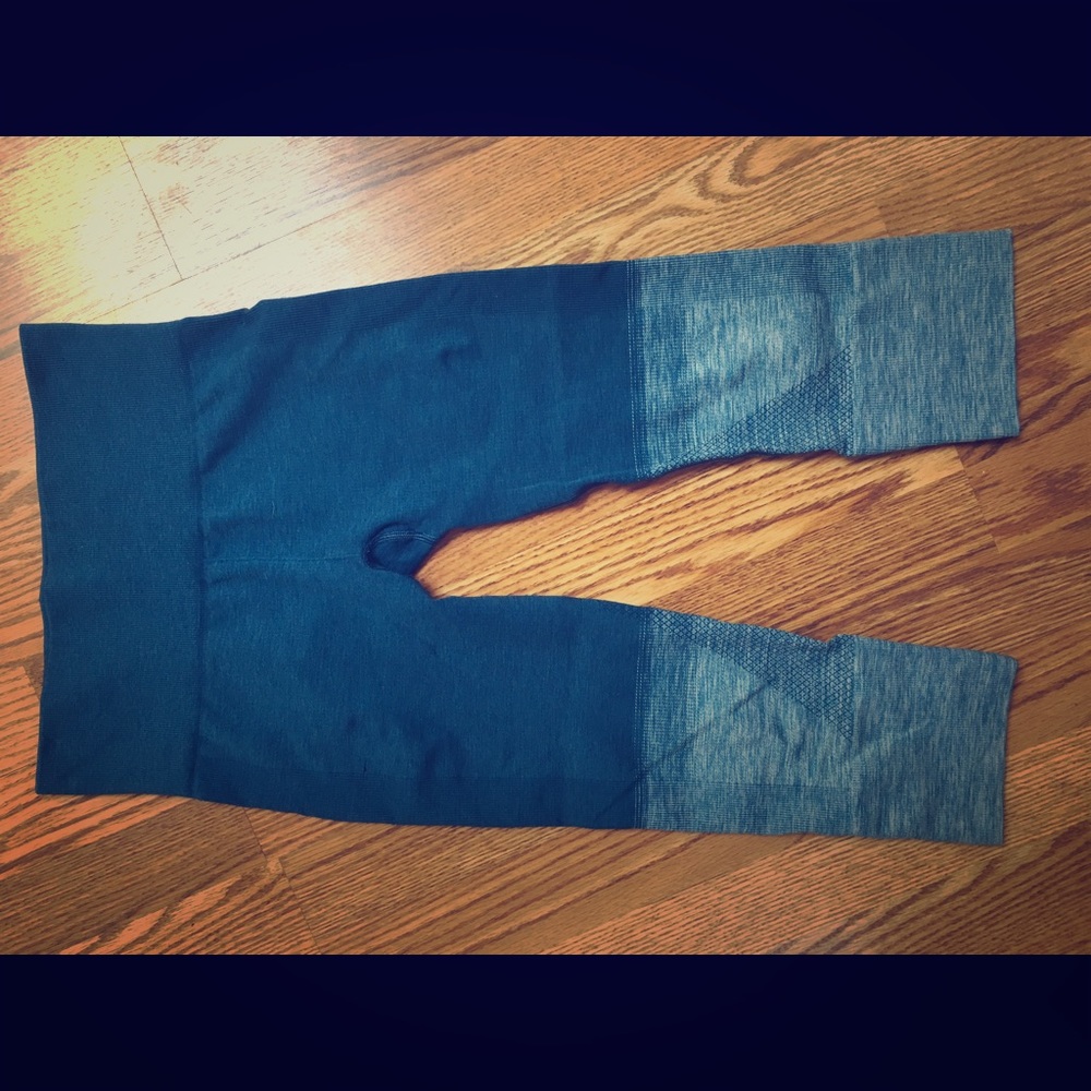 Lululemon short leggings.