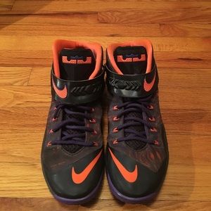Nike lebrons