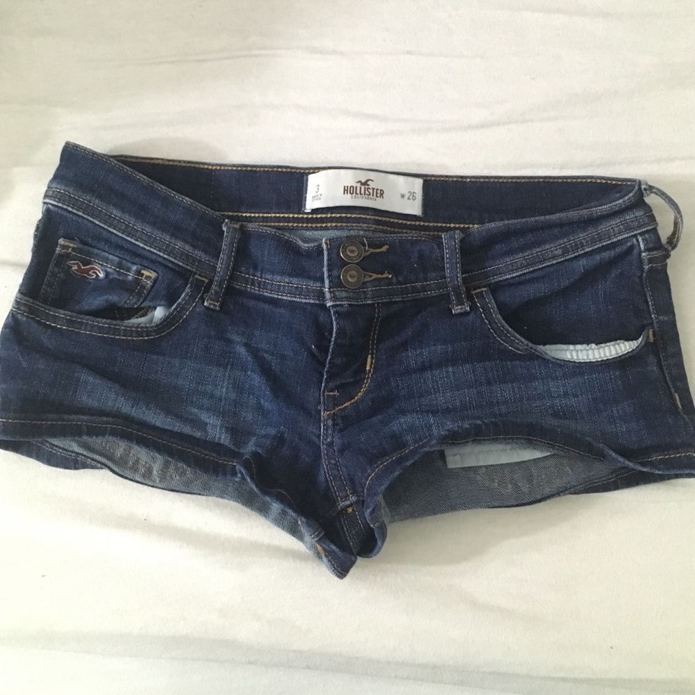 Hollister jean shorts size 3 / 26