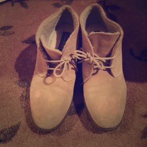 Eddie Bauer Suede Shoes