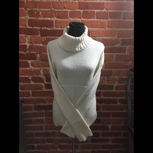 Cream gap sweater turtleneck