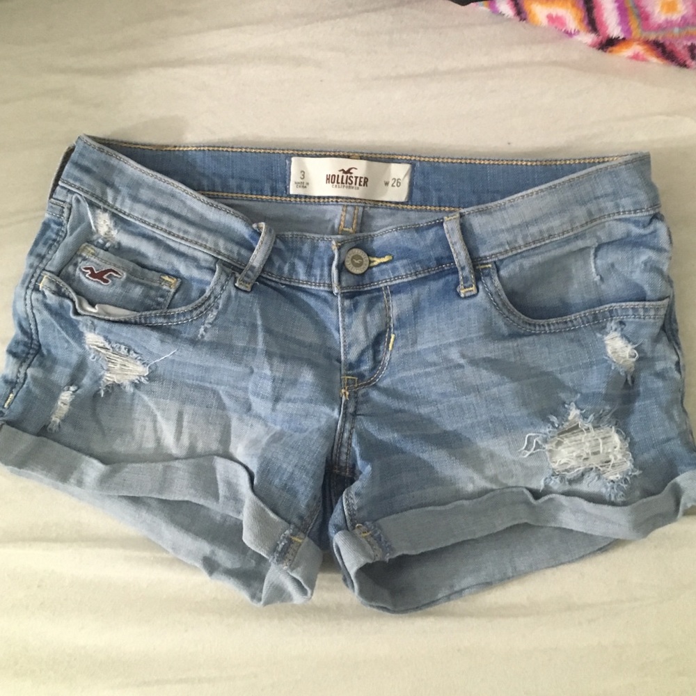 Hollister jean shorts size 3 / 26