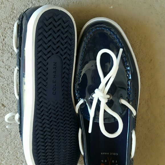 $18 COLE Haan NAVY Boat Loafers - Picture 2 of 2