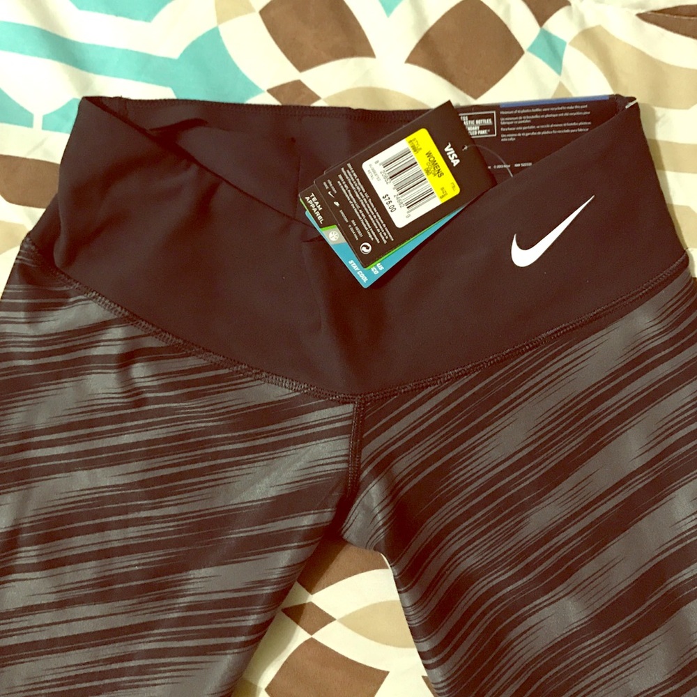 Brand new Falcons Nike workout leggings