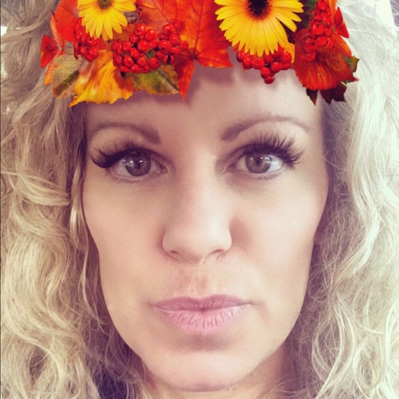 Meet your Posher, Desiree - Picture 4 of 5