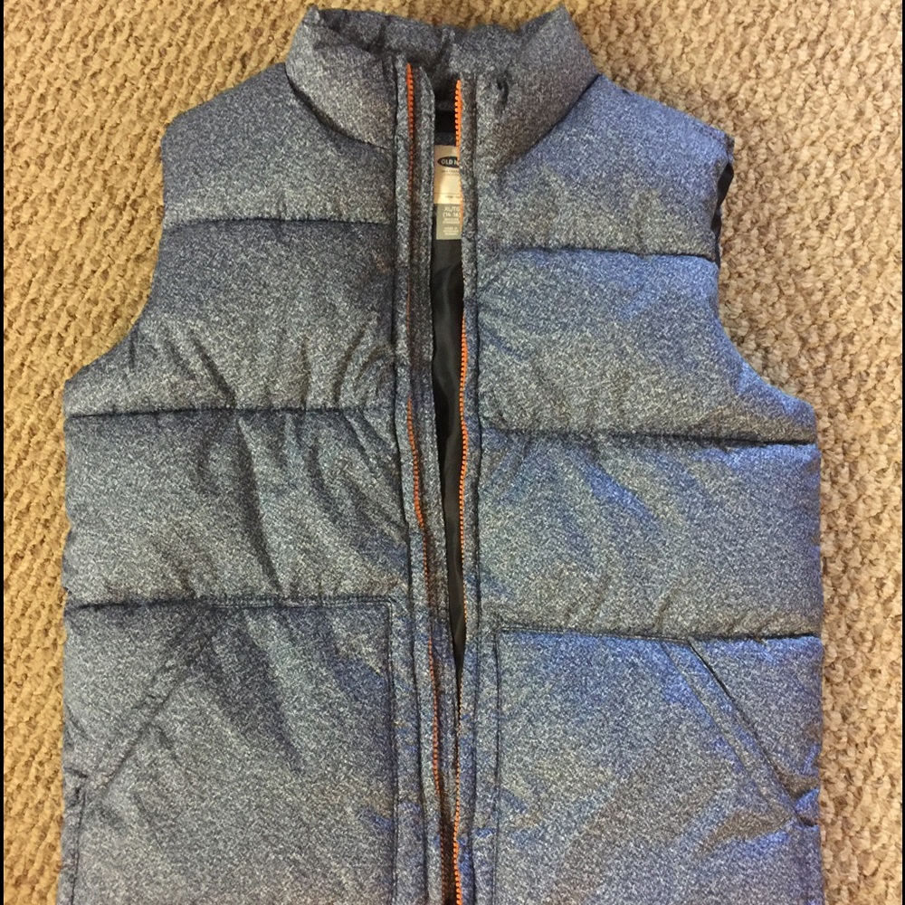 Old Navy boys puffer vest