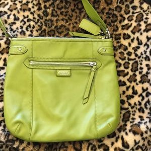 Coach F23948 Daisy Genuine Leather in Grass Green