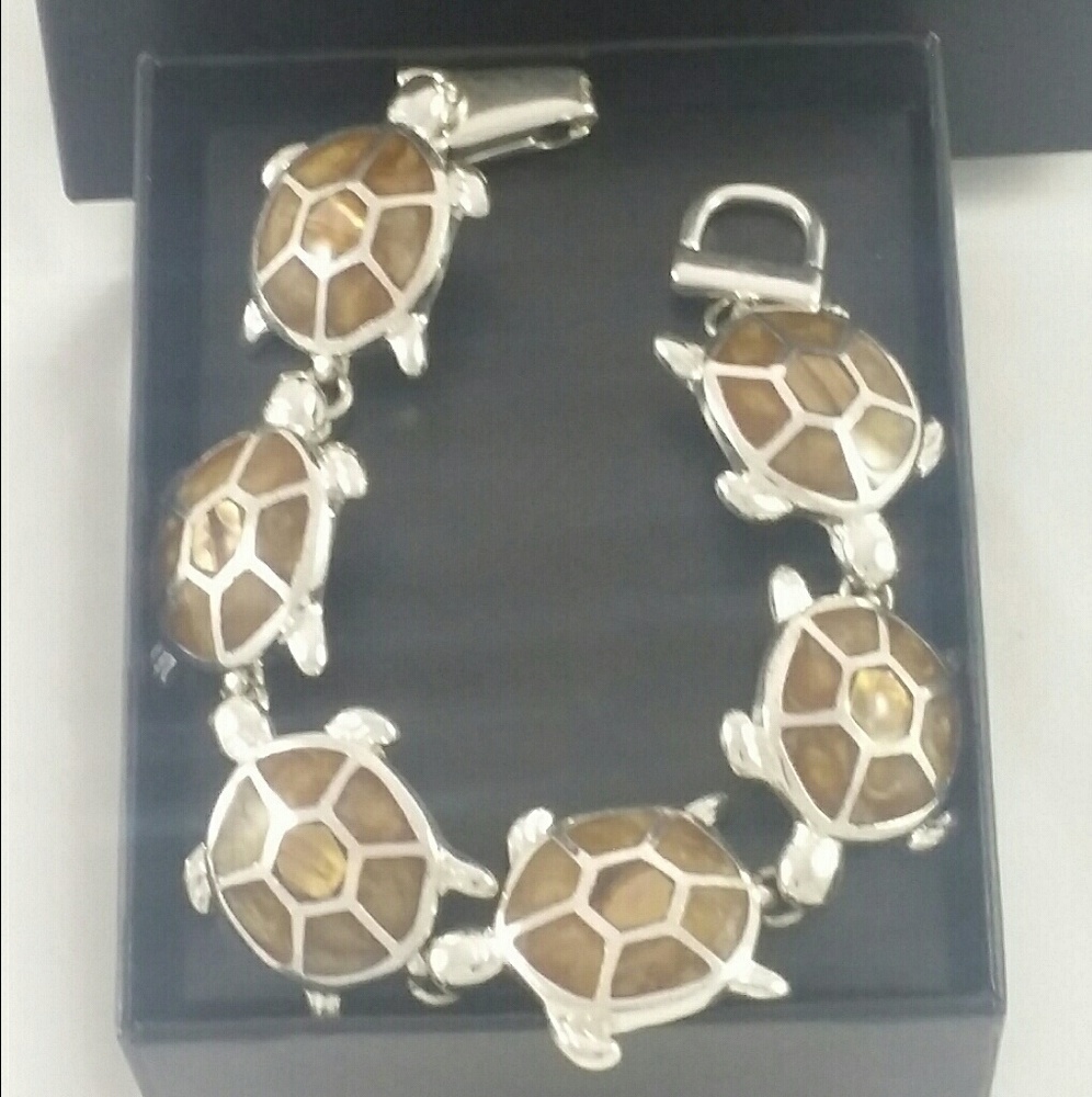 🎁💞🎉Silver Tortoise Bracelet