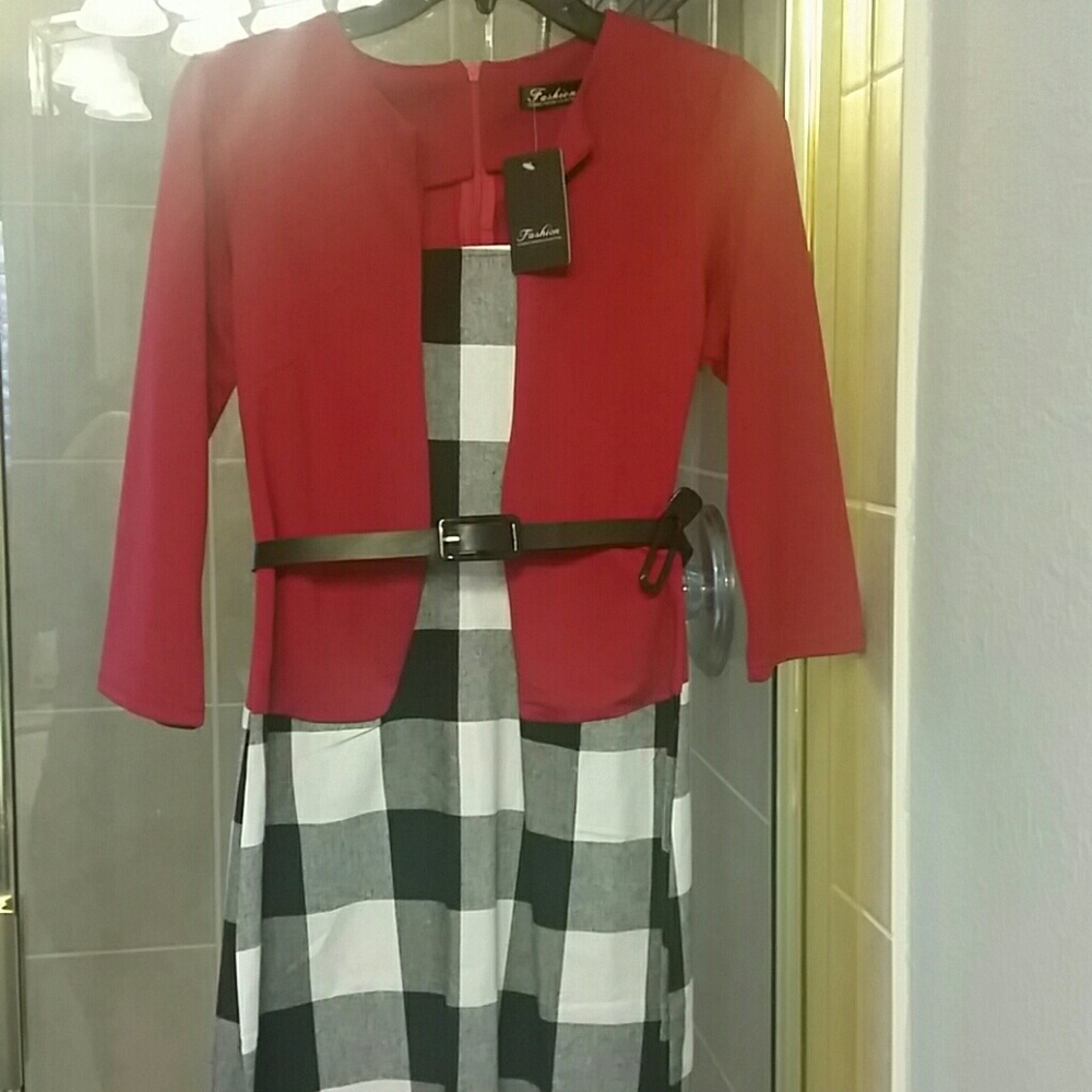 Fashion Classic dress size L fits M