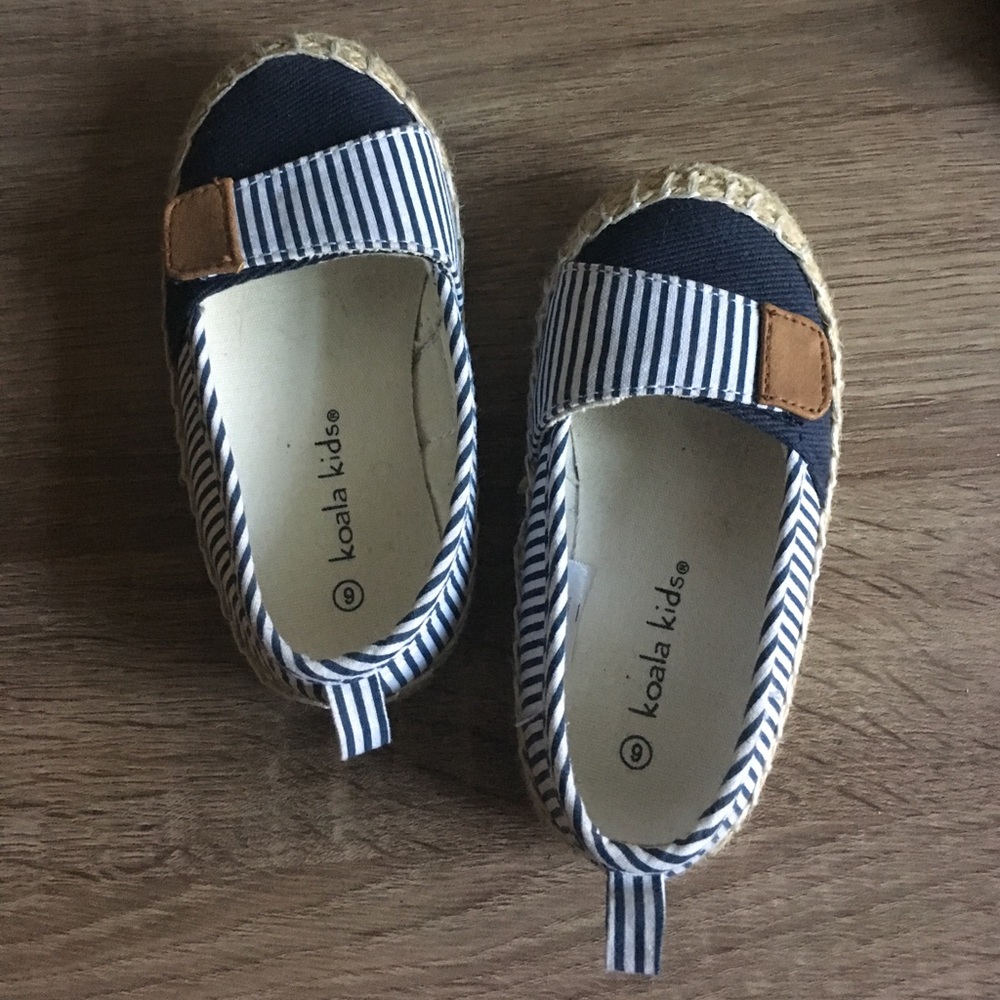 Koala Kids Blue and White Nautical Kids Flats