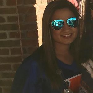 Meet your Posher, Elle