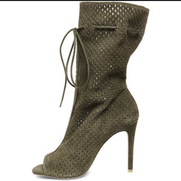 BRAND NEW✅ ORIGINAL PACKAGE✅ SM FORSAKEN BOOTIE✨✨ - Picture 2 of 3