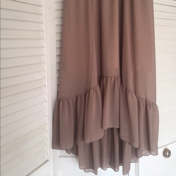 High Low Ruffle Maxi - Picture 2 of 4